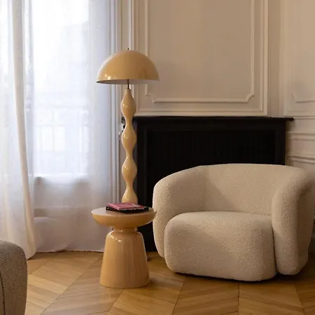 Eiffel Tower View Luxury 2br For 5 People Paris